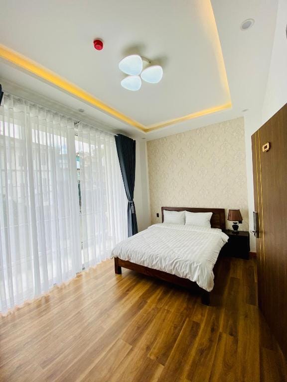 Mỹ Lan hotel — 1