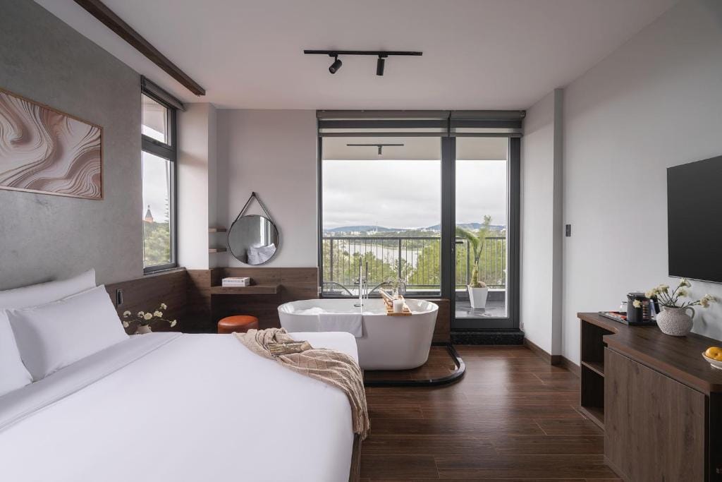 Scenery Boutique Dalat - Lake View — 1