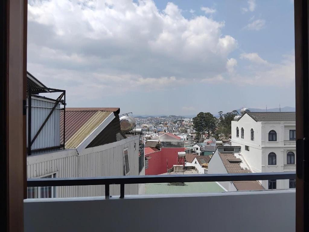 Vindy House — 5