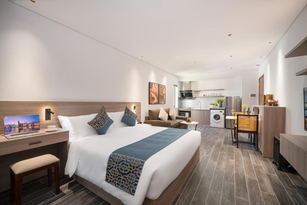 The Dream Suite — 5