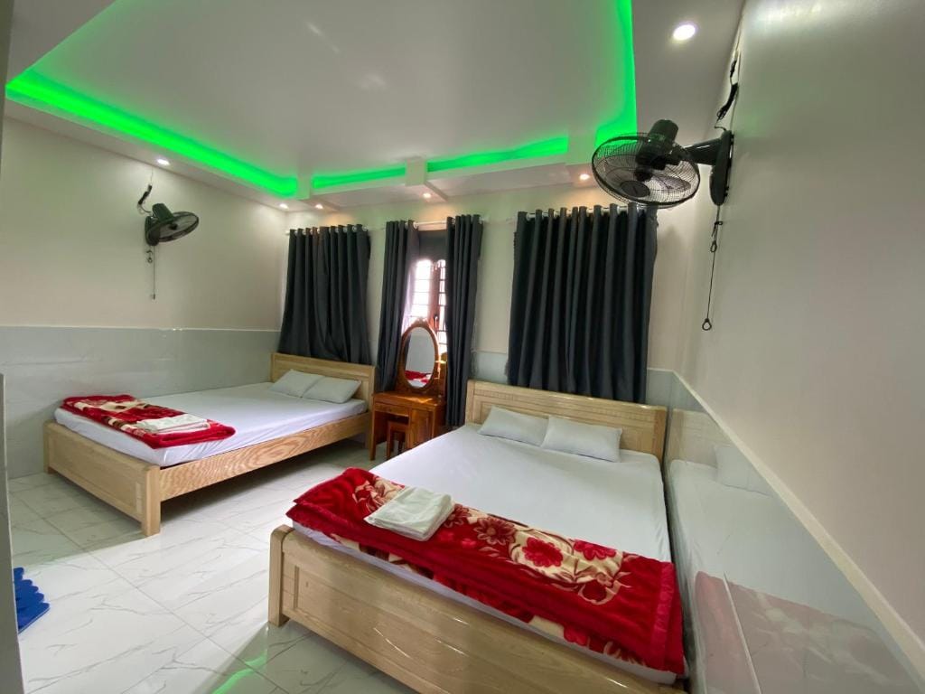 Hoang Anh Hotel — 1