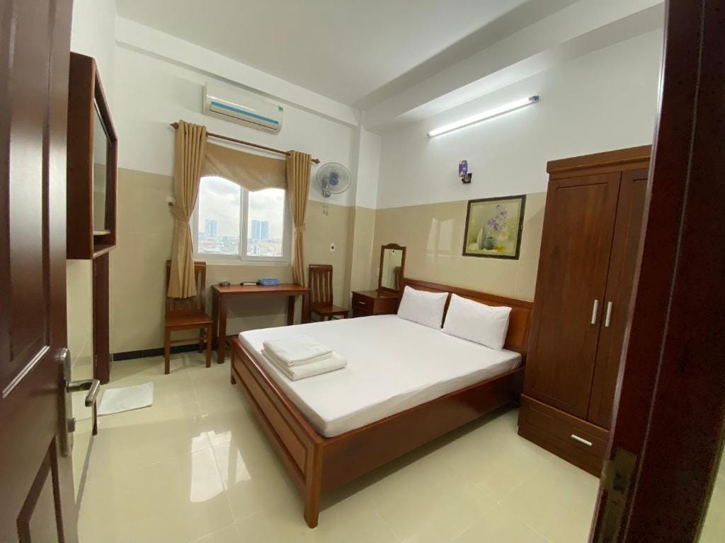 hotel mỹ việt — 1