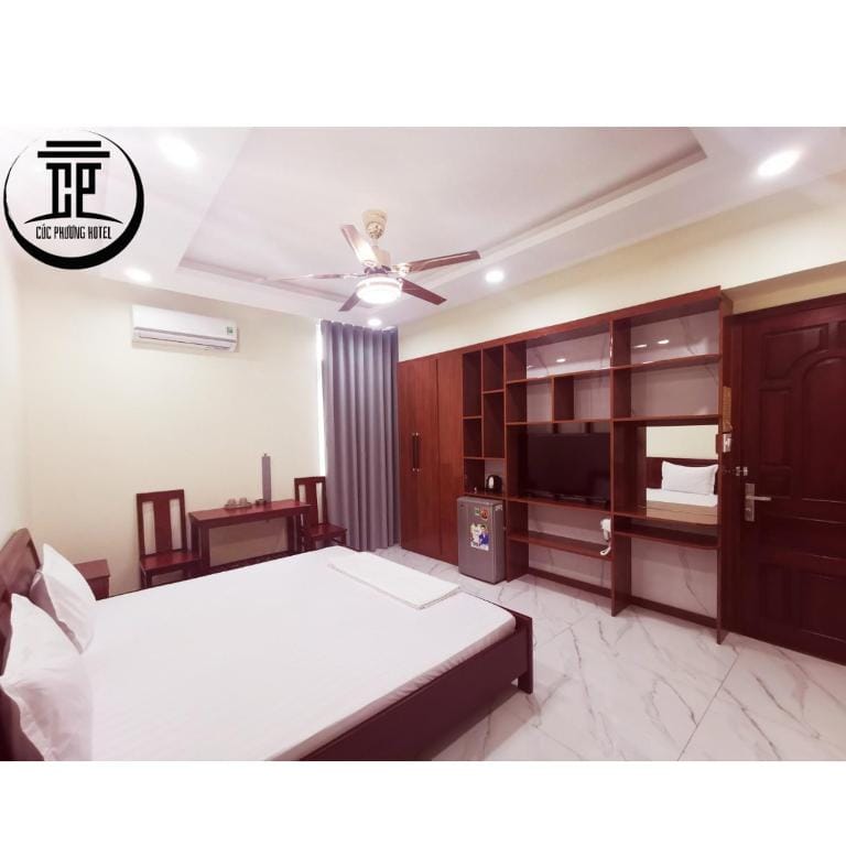 KHÁCH SẠN CÚC PHƯƠNG — 1