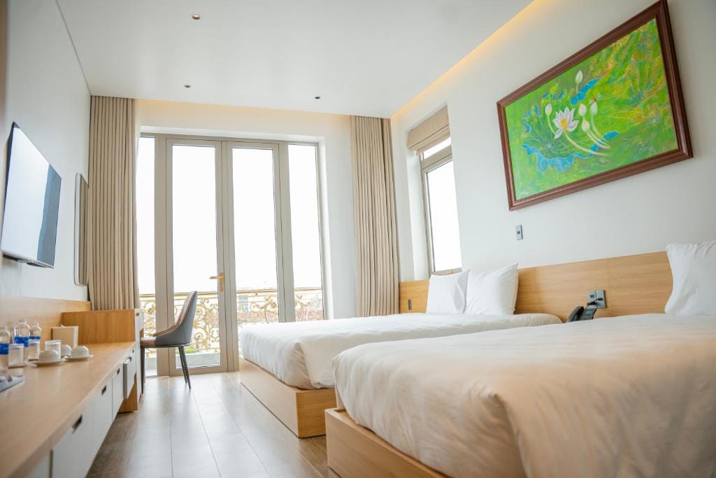 Min Min Hotel — 4