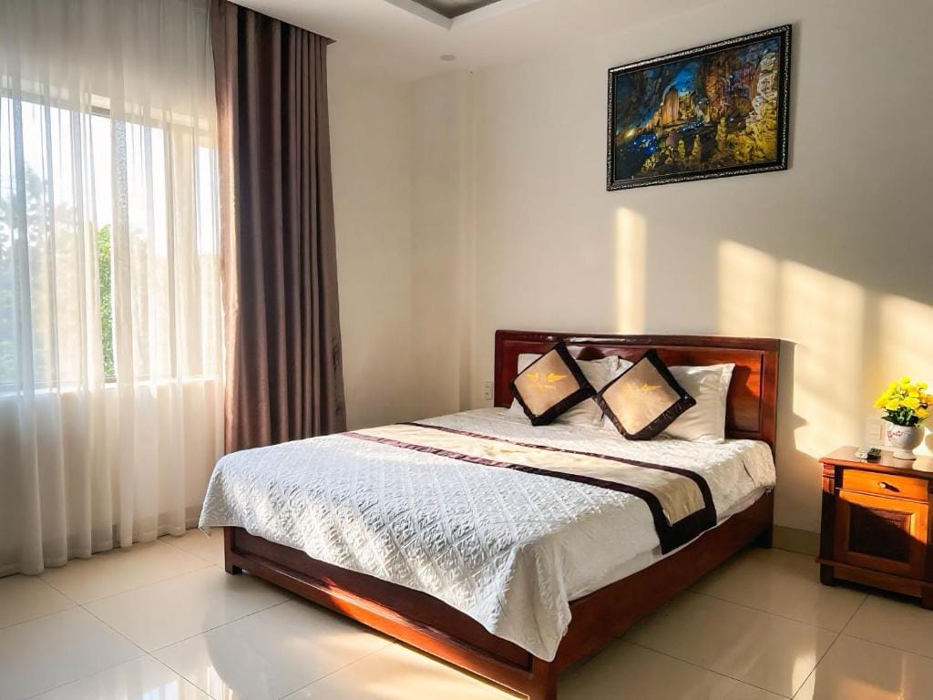 Phu Tien Hotel — 2