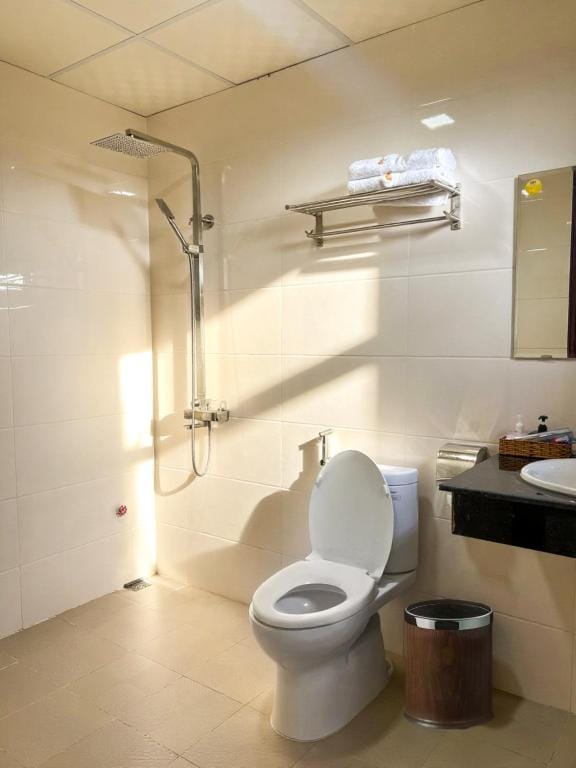 Phu Tien Hotel — 4