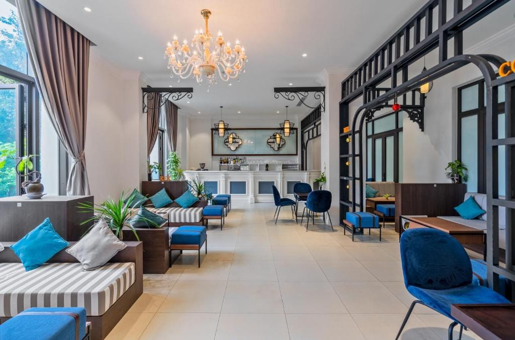 Rex Quang Binh Hotel — 4