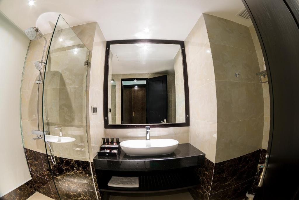 Royal Quang Binh Hotel — 3