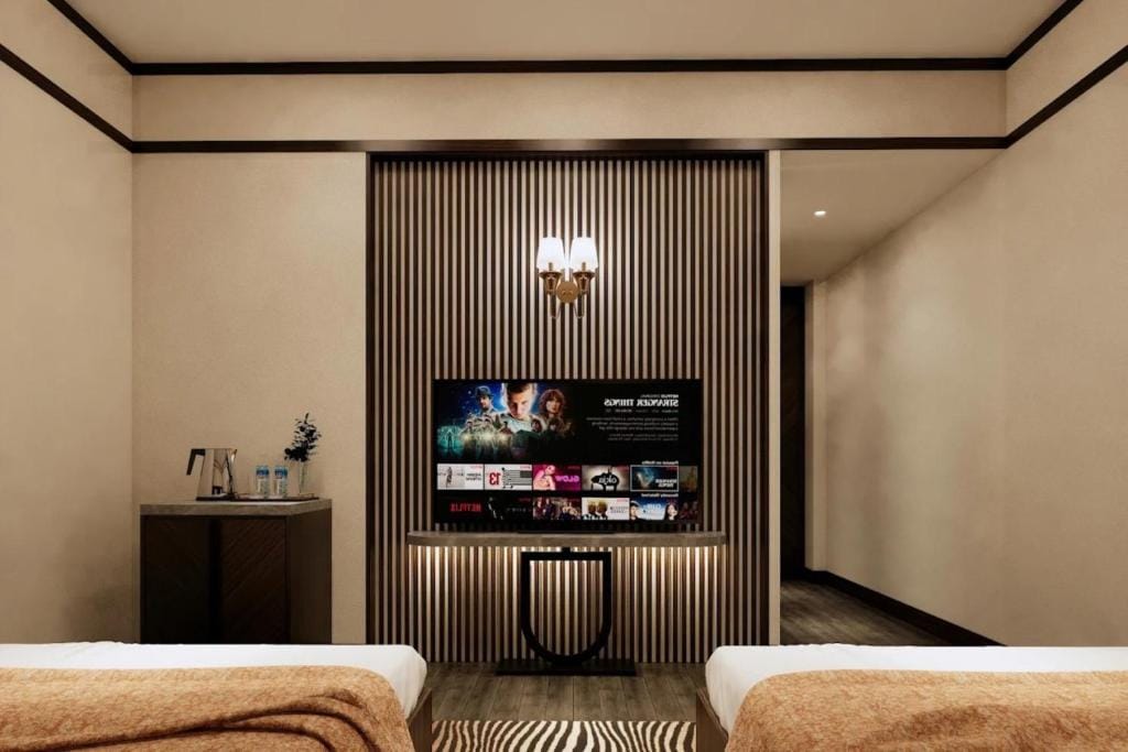 Toàn Cầu Hotel Quảng Bình — 3