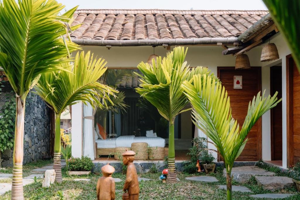 Anans Home Ha Giang - Tours & Motorbike Rental — 3