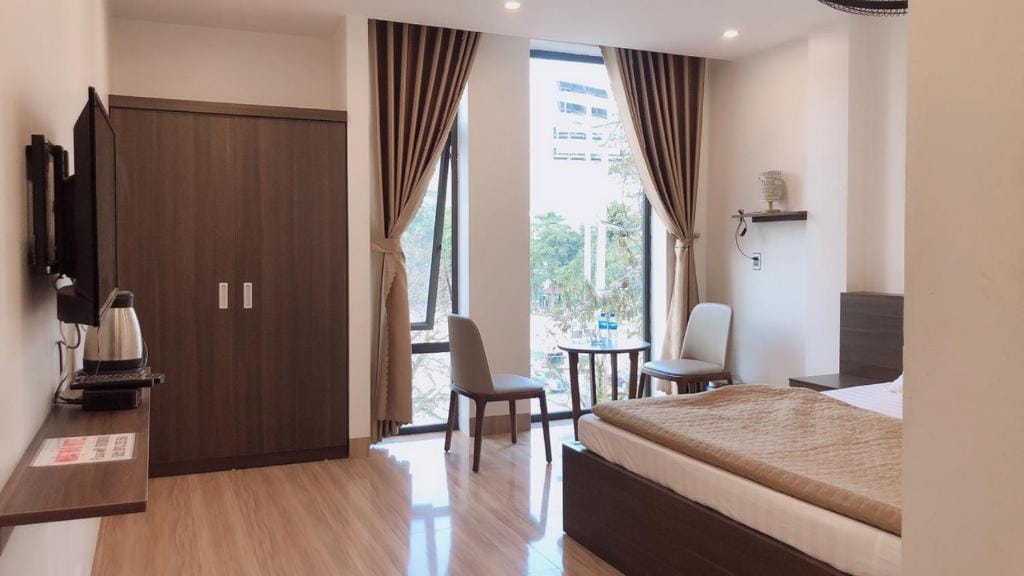 Nhật Bảo Hotel HG - by BAY LUXURY — 1
