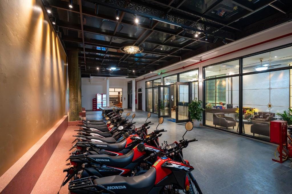 Odyssey Hotel 2, Tours & Motorbikes Rental — 5