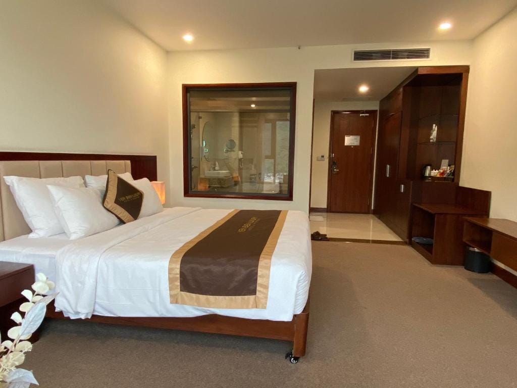 YEN BIEN LUXURY HOTEL — 5