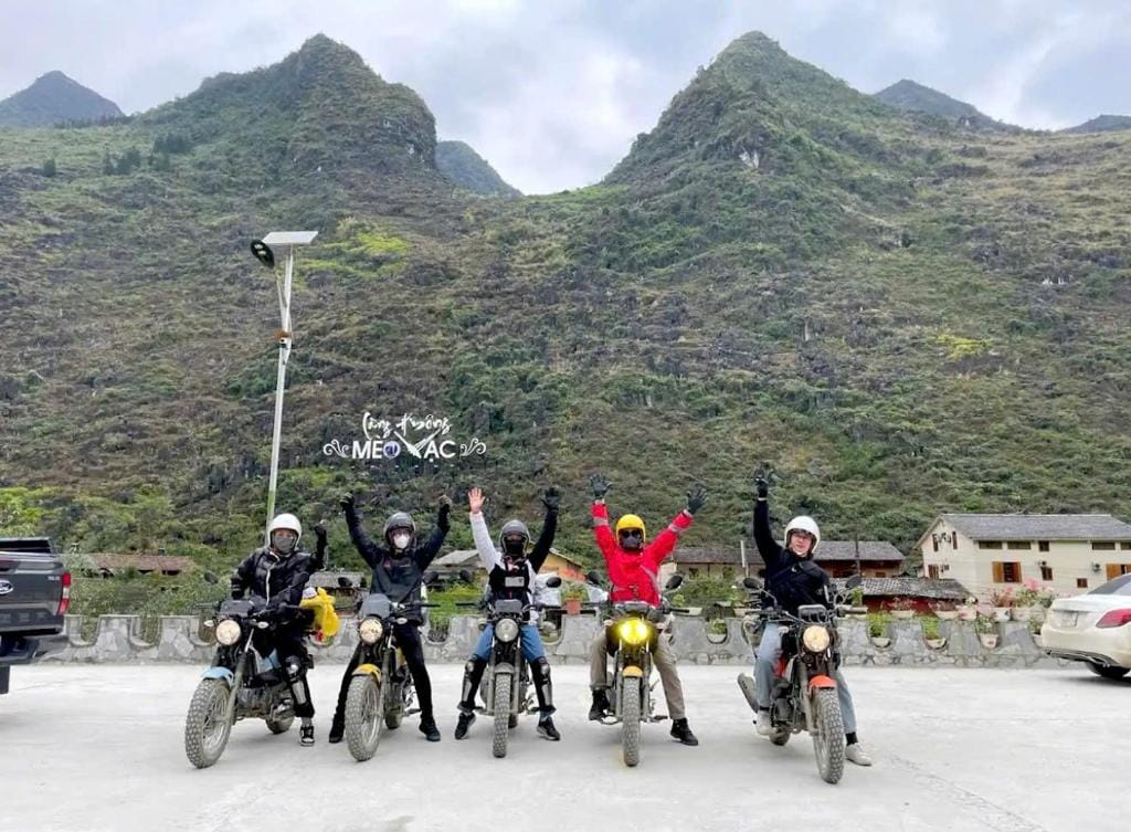 Yến Linh - Hostel & Motorbikes Rental — 3