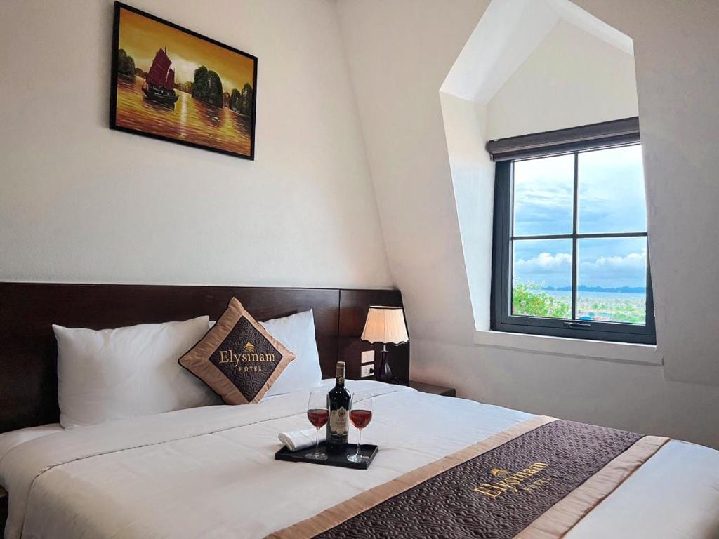 Elysinam Boutique Hotel Ha Long — 2