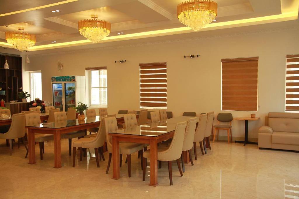 Khách sạn Hải Quân - The Marine Hotel — 4