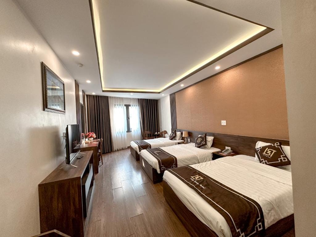 Linh Trang Hạ Long Hotel — 2