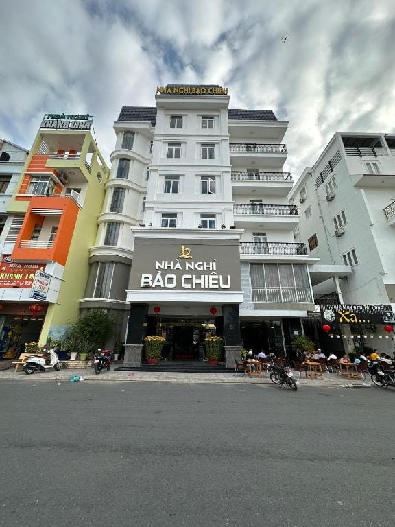 Bao Chieu Inn — 1