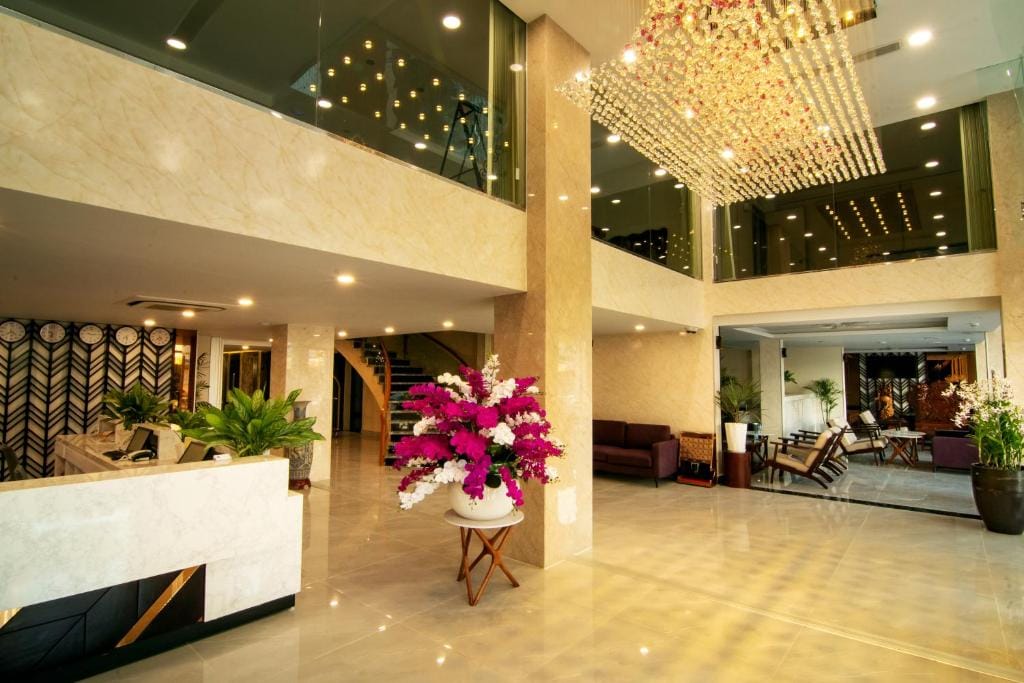 VISUHA HOTEL — 2