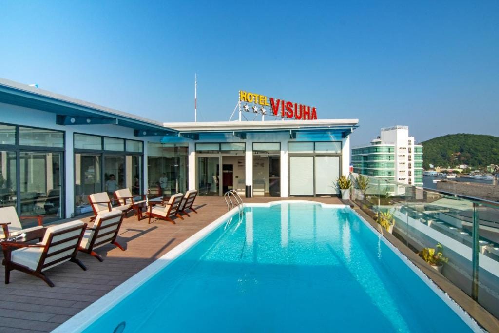 VISUHA HOTEL — 3
