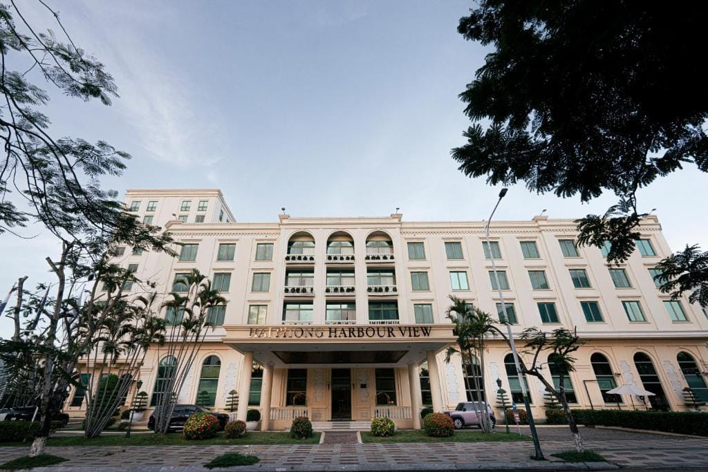 Hai Phong Harbour View Hotel