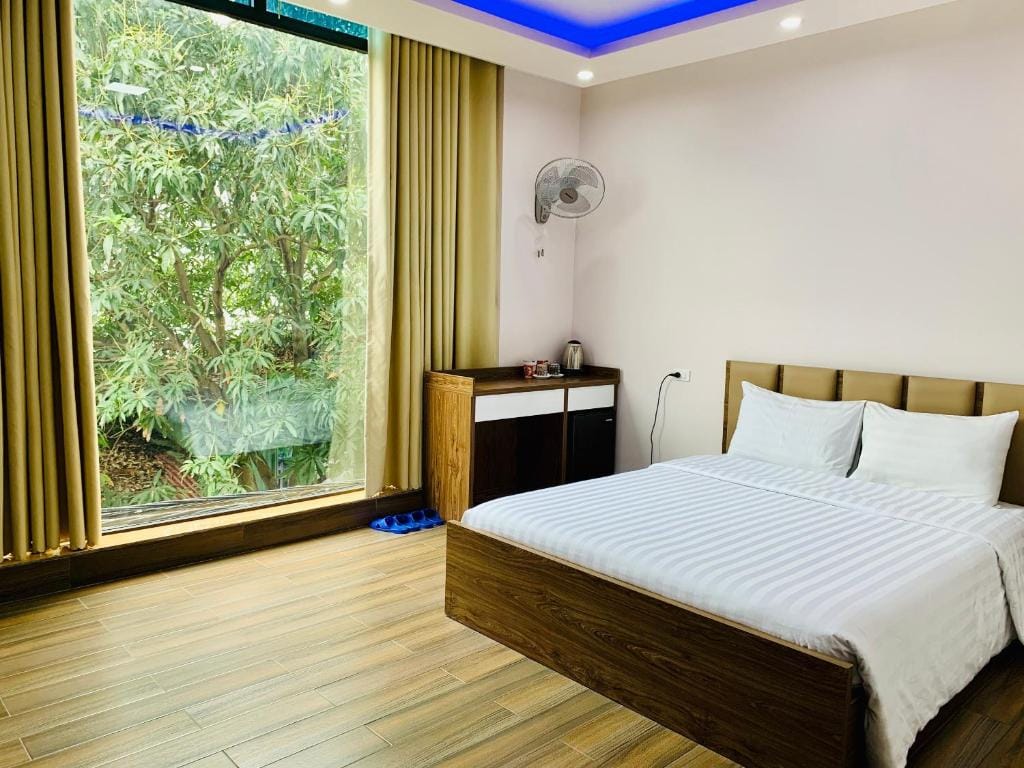 MV Hotel — 2