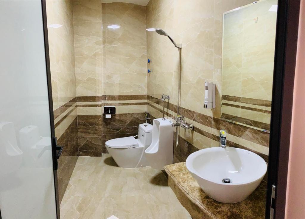 MV Hotel — 3