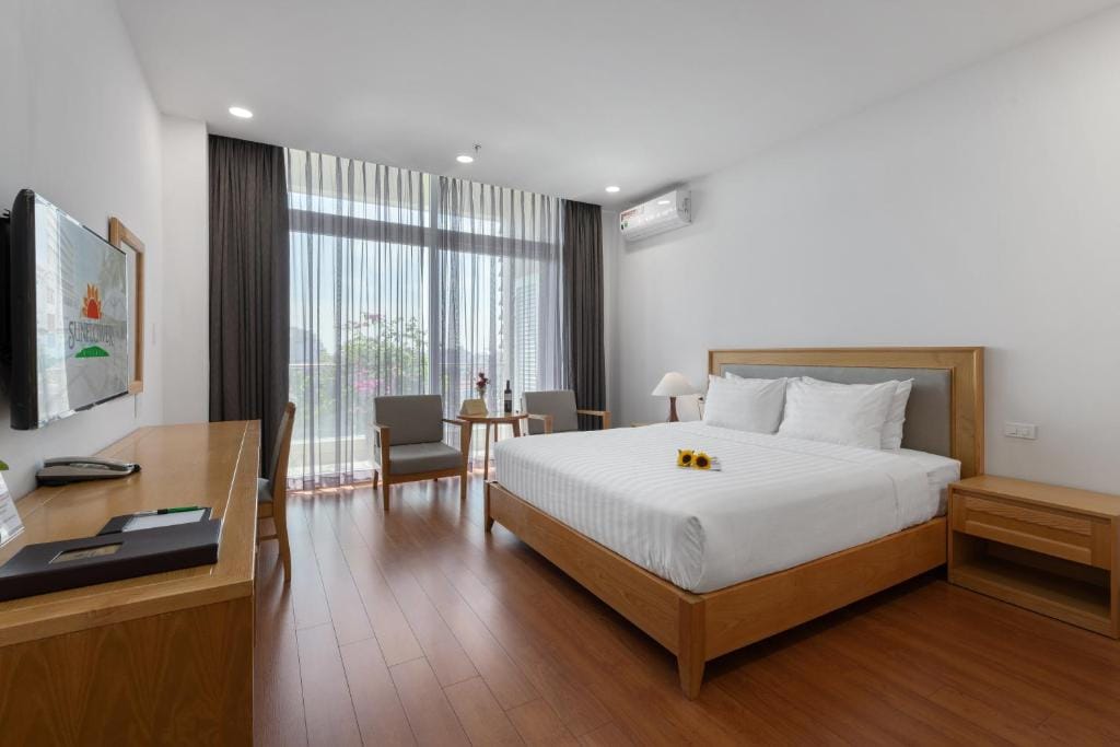 Sunflower Hotel & International Village — 2