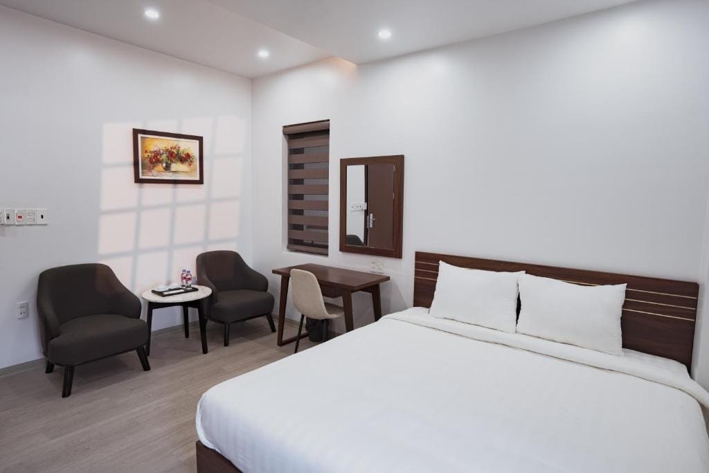 The Eastern Hotel & Apartment — 3