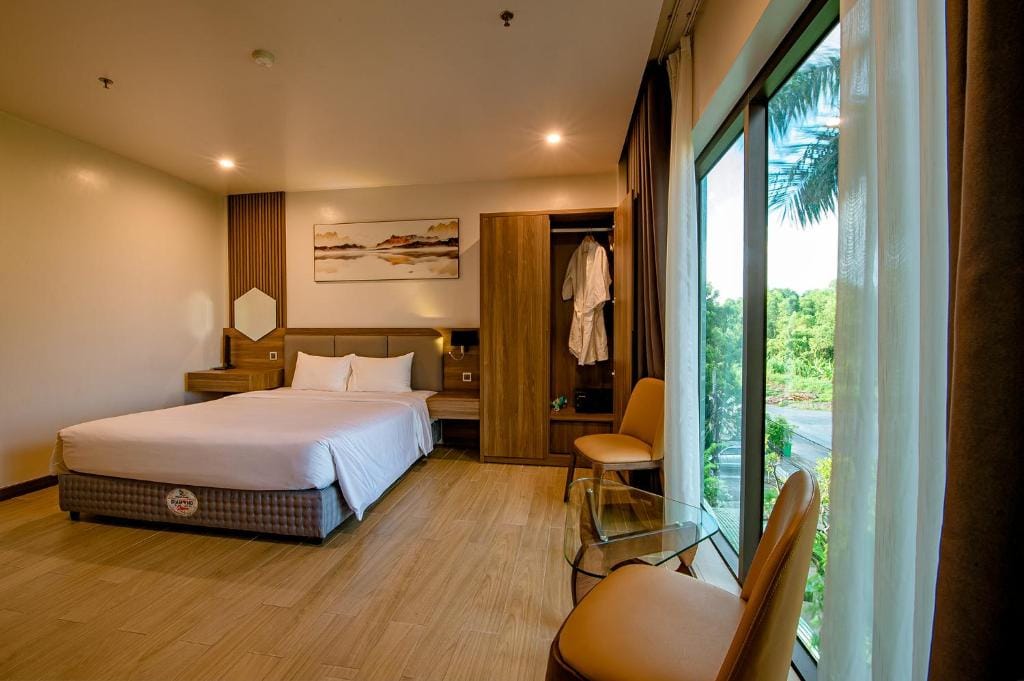 ZEN RIVERSIDE HOTEL & RESIDENCES — 2