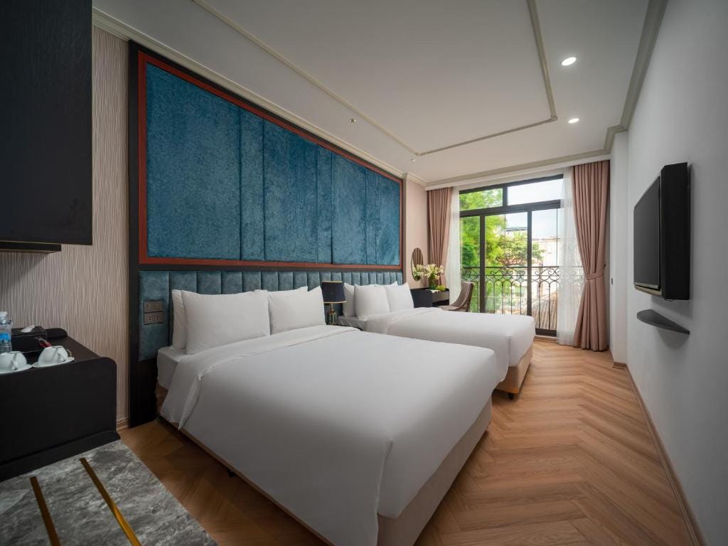 Calile Hotel - Hanoi Train Street — 1
