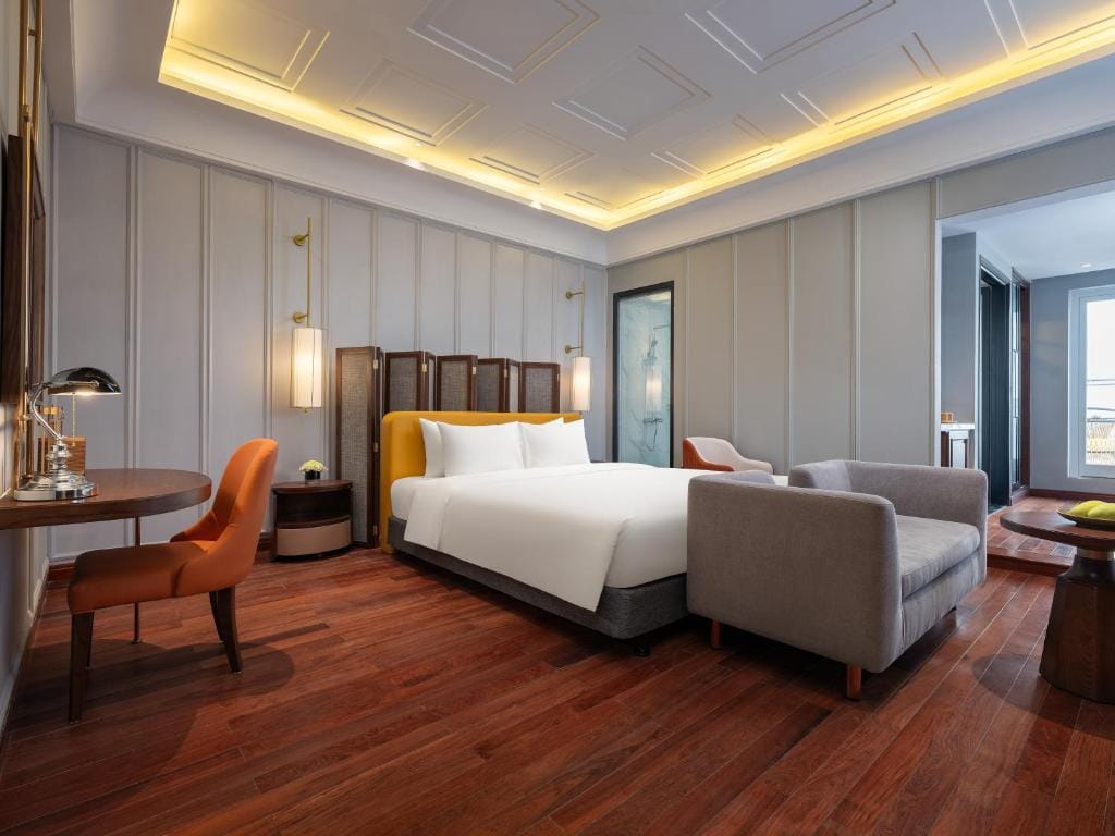 Minerva Premium Hotel — 1