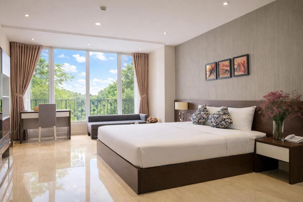 Golden Queen Aparthotel — 1