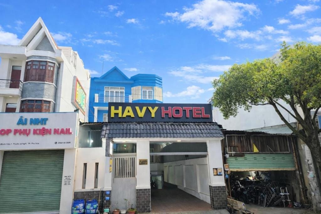 Hạ Vy Hotel Quận 9 — 1
