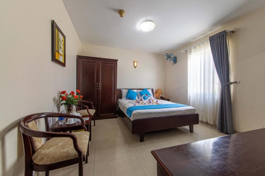 Phong Lan 2 Hotel — 5