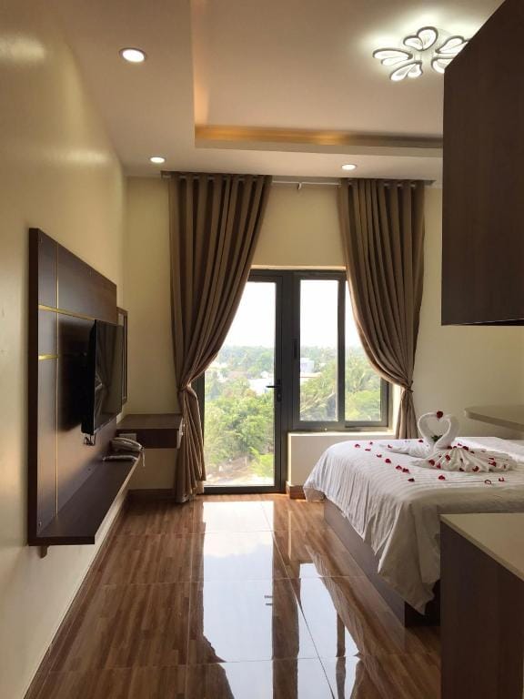 Winston Hotel Riverside — 2