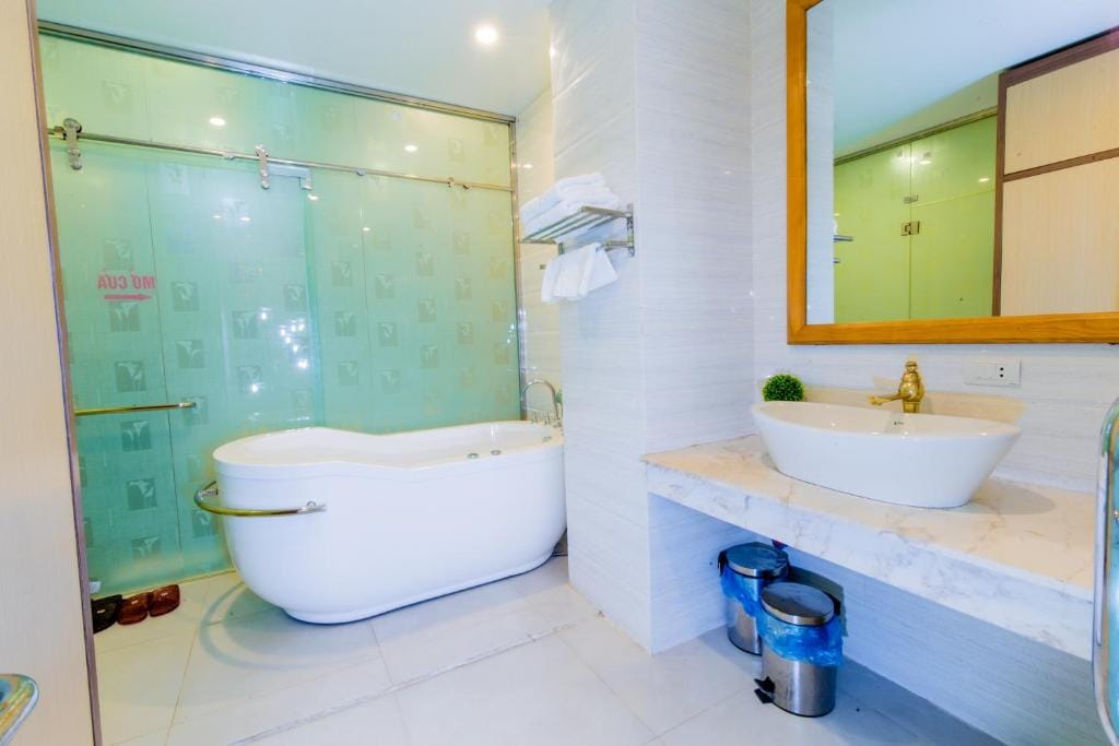 Hoa Dao Hotel — 2