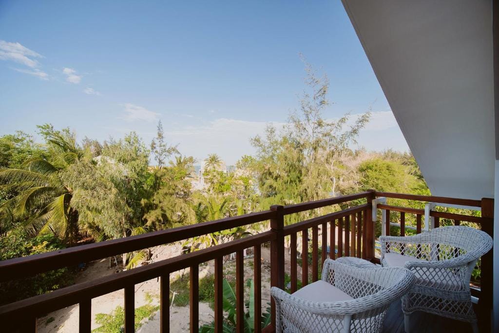 The Watermark Beachside Hotel — 4