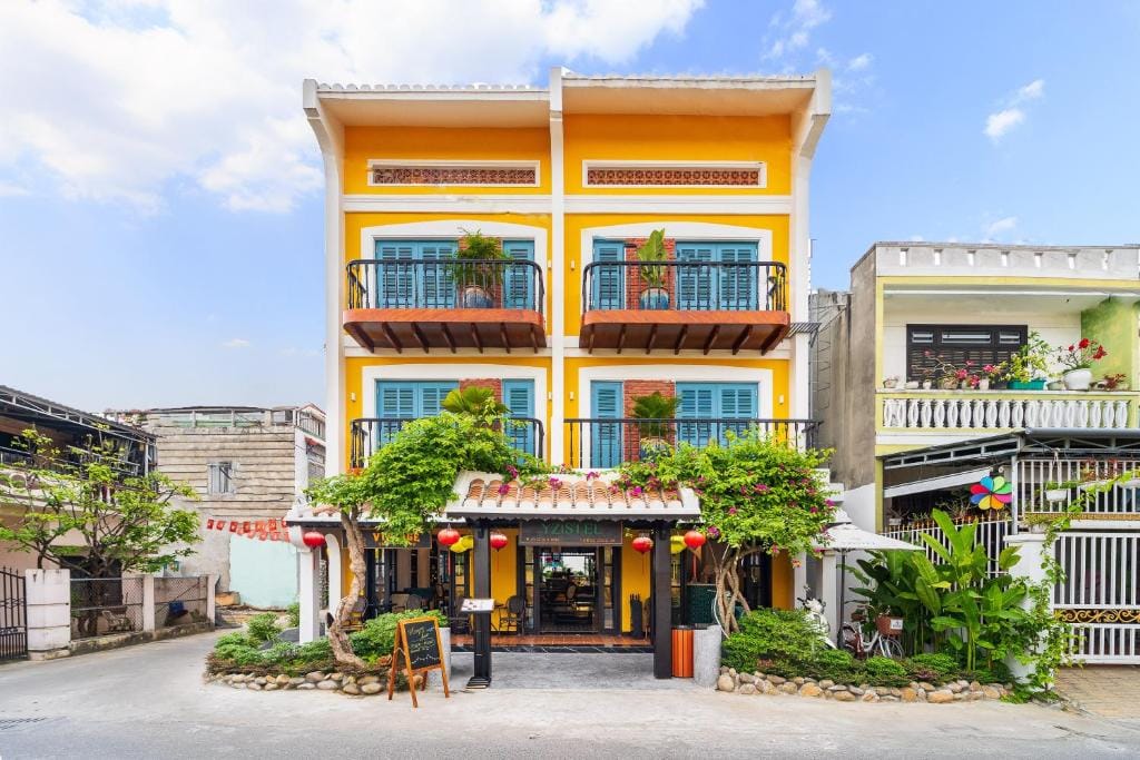 Yzistel Hoi An — 1