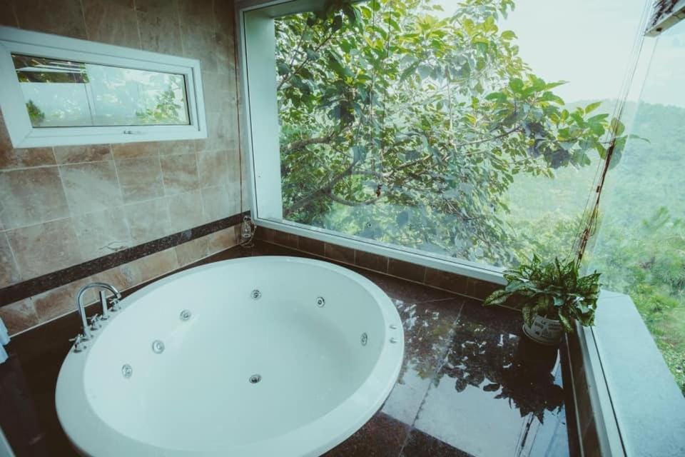 The SkyView Villa & Resort — 3