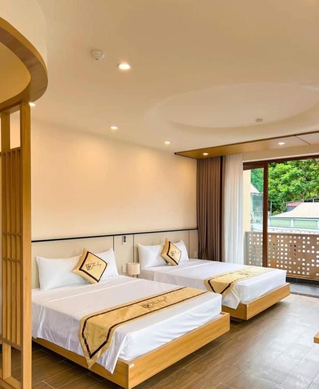 TherHouse — 1