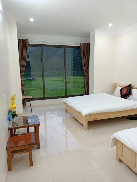 Homestay Hoà Thảo - Bus ,Trek & motorbike