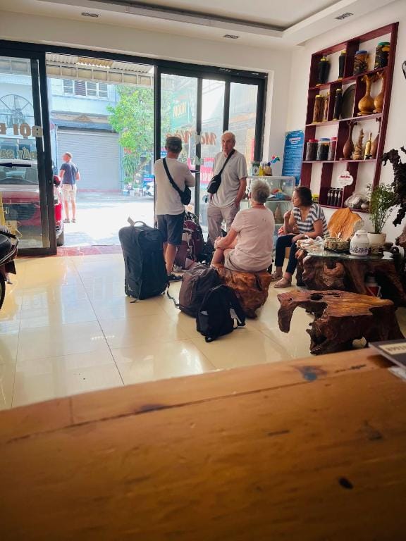 Moon Hotel ,taxi ,trek & Spa — 3