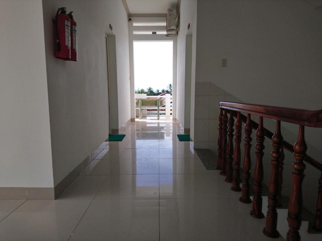 Hung Phuc Mui Ne Hotel — 5