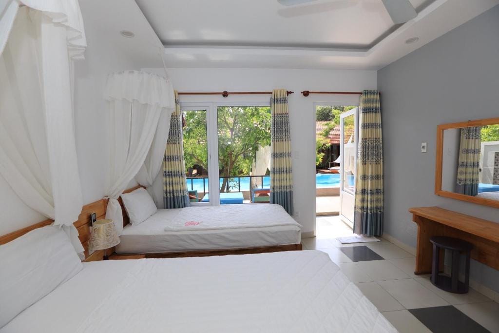 MAY Bungalow — 5