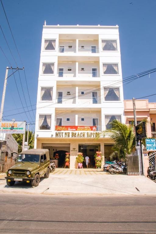 Mui Ne Beach Hotel — 1