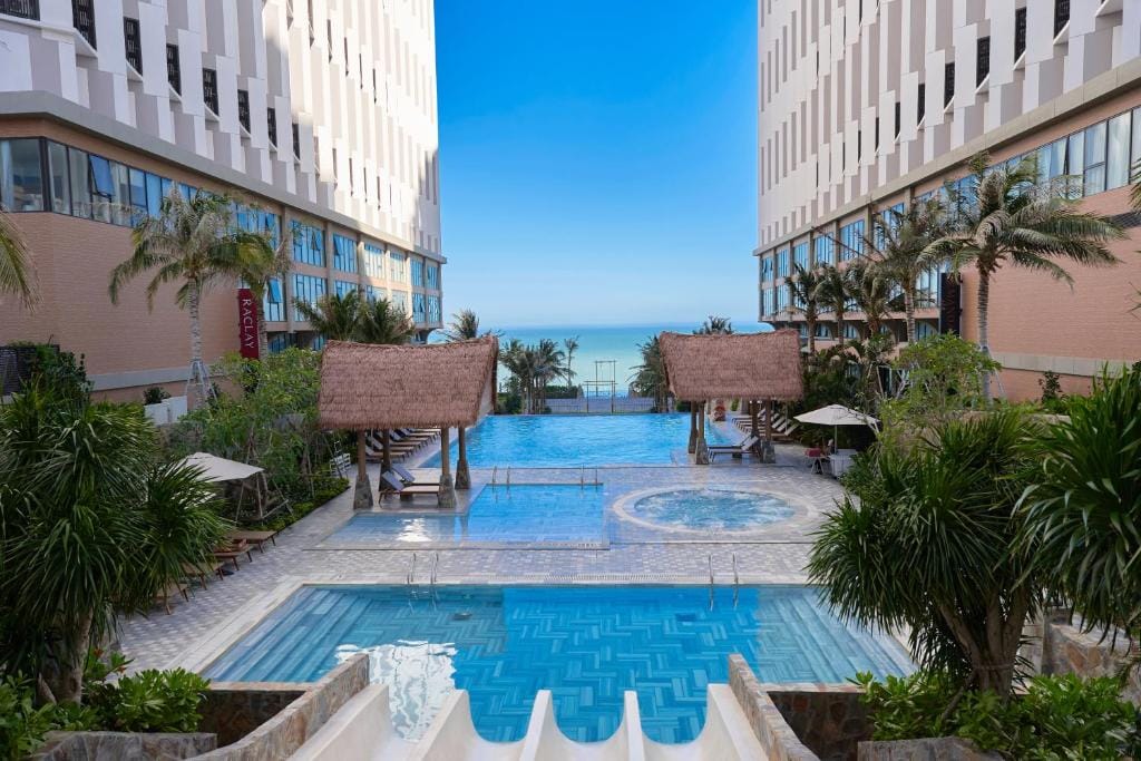 Sunset Ridge Condotel Apec Mandala Mui Ne — 1