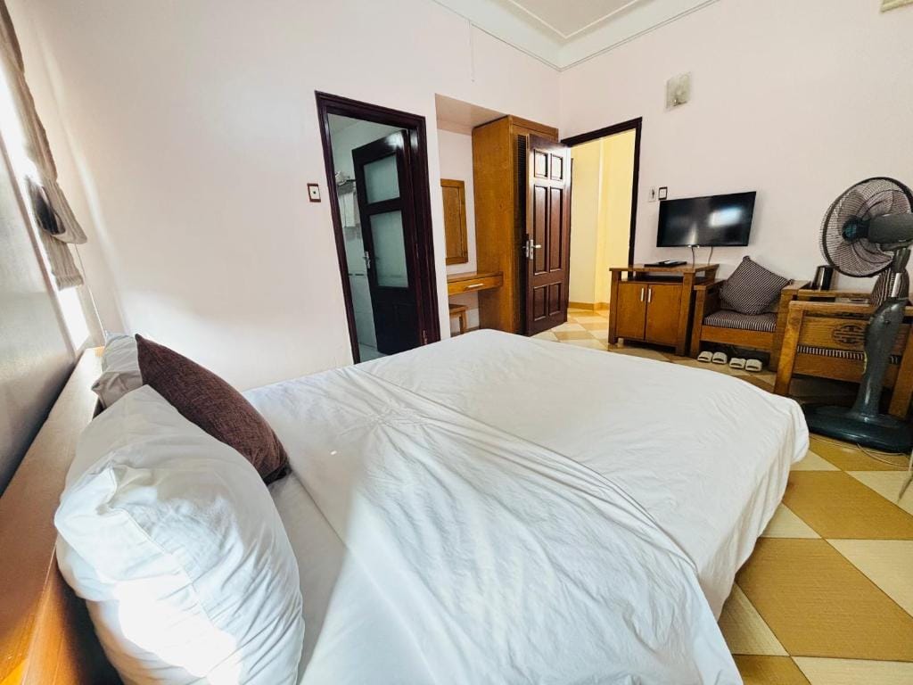 Phú Mỹ hotel — 4