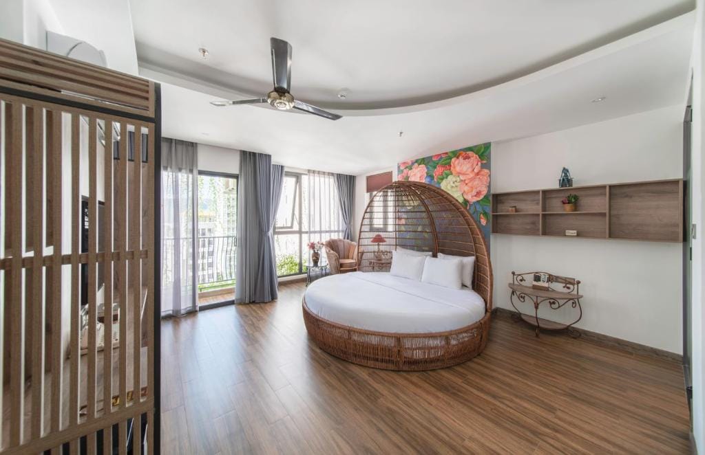 Aaron Boutique Hotel — 5
