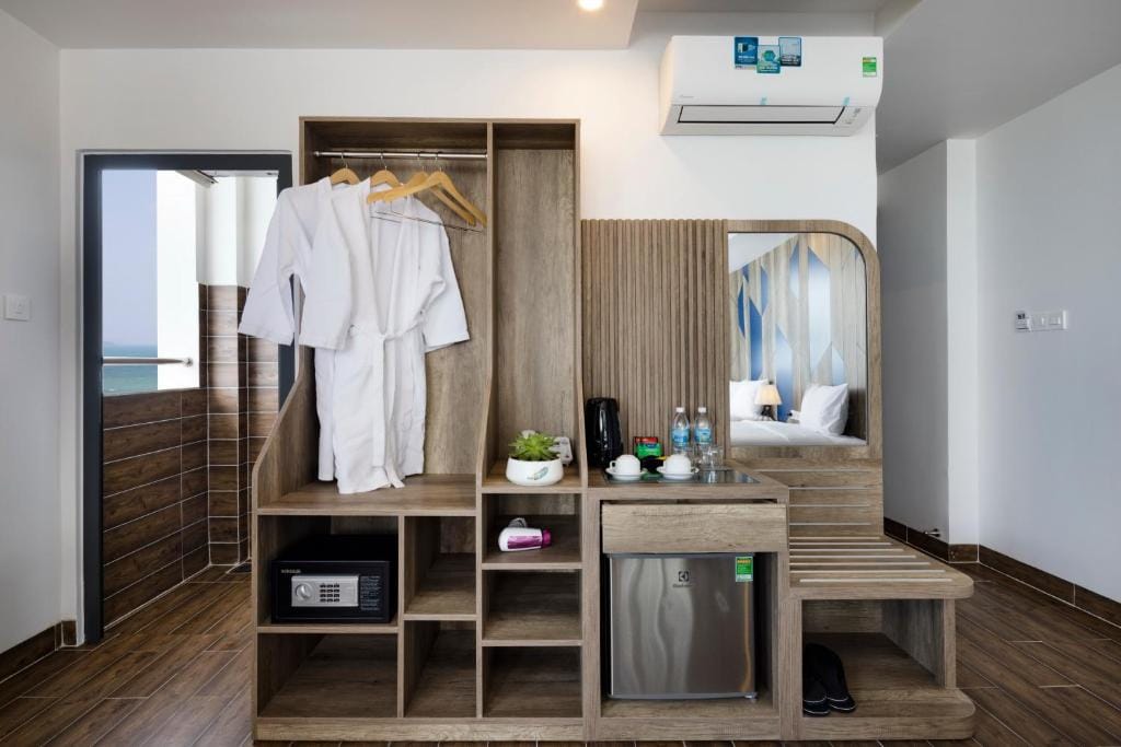 Azura Gold Hotel & Apartment — 3